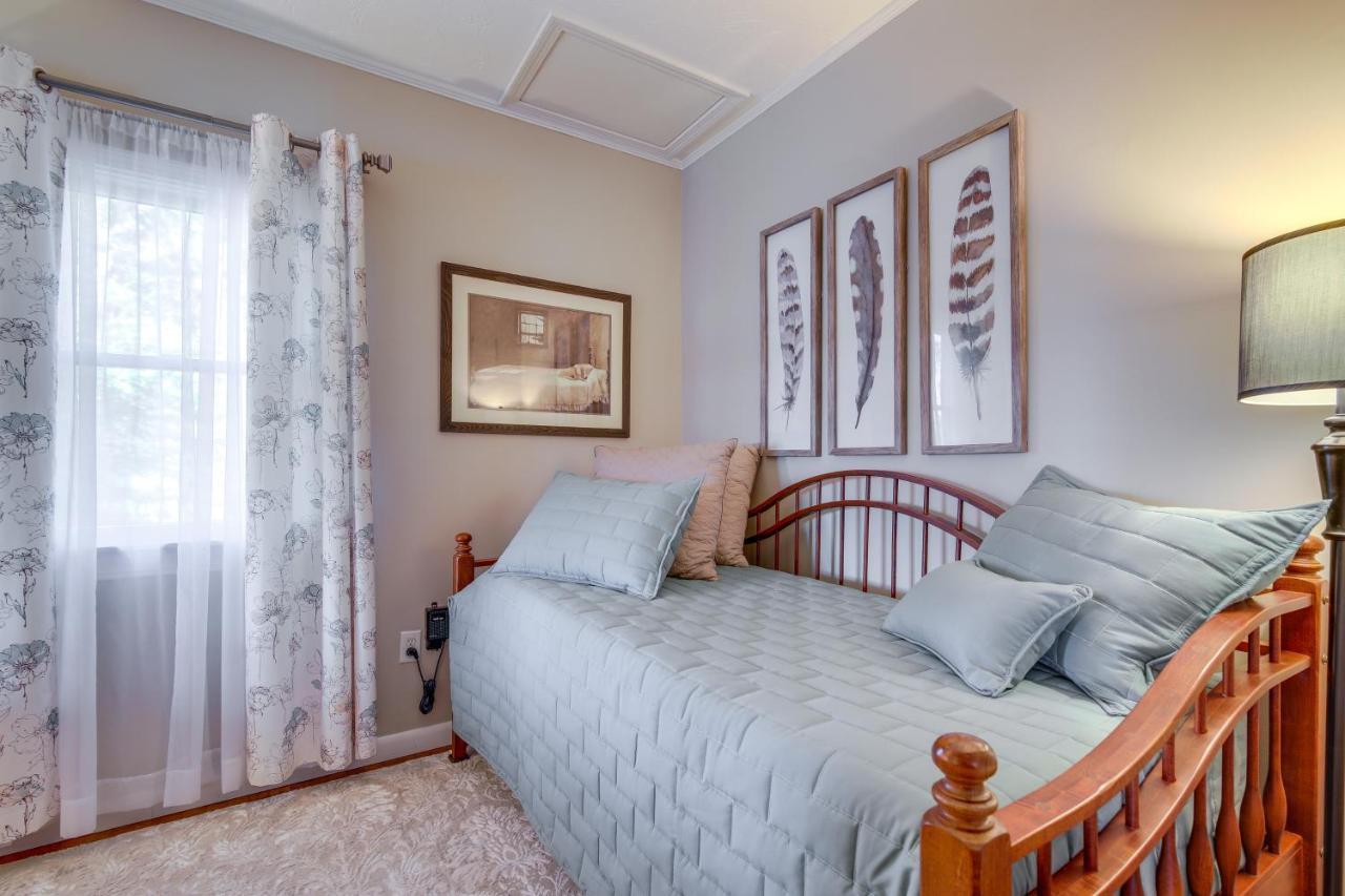 Quiet Plymouth Cottage On Great South Pond! Εξωτερικό φωτογραφία