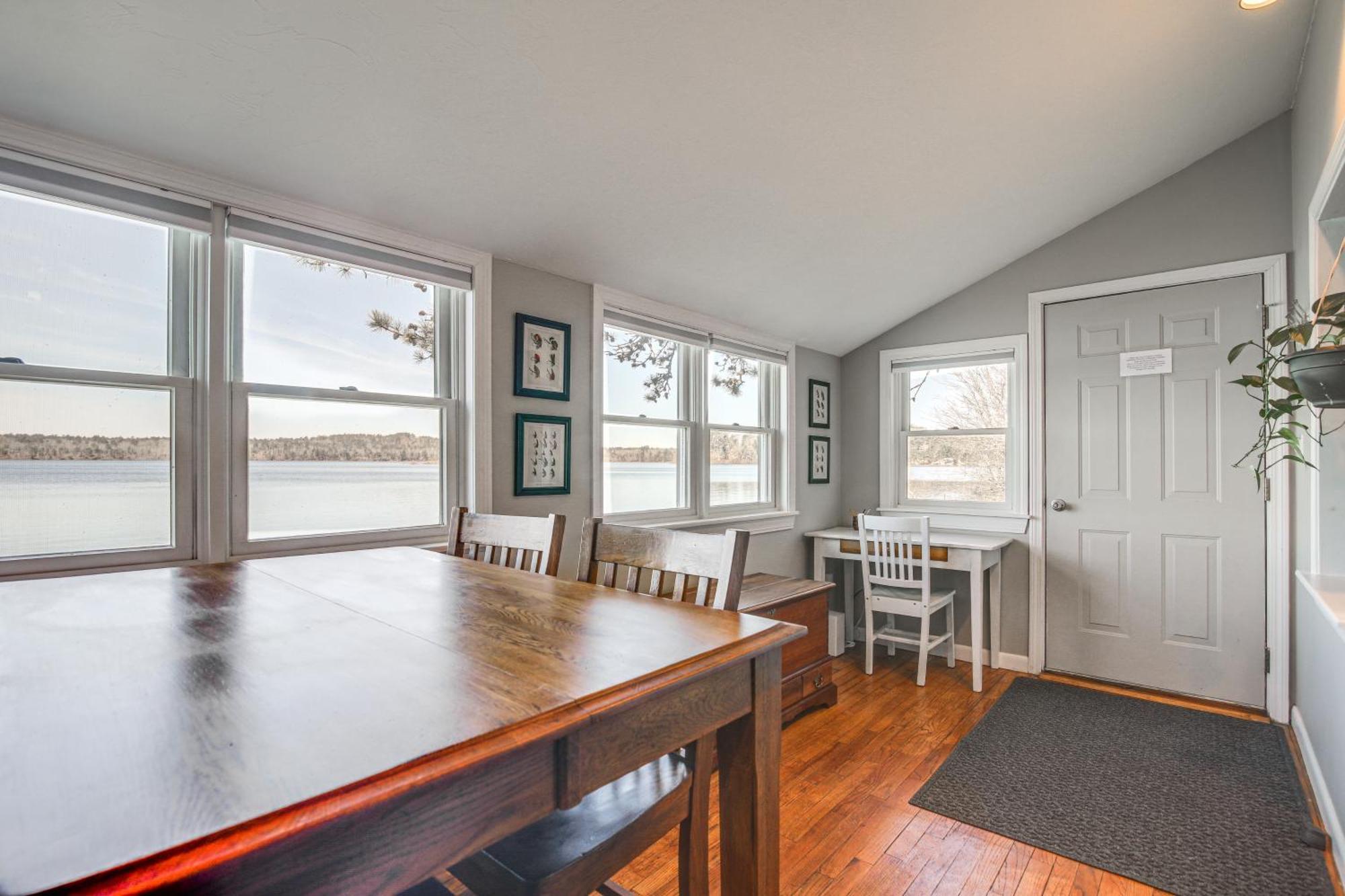 Quiet Plymouth Cottage On Great South Pond! Εξωτερικό φωτογραφία